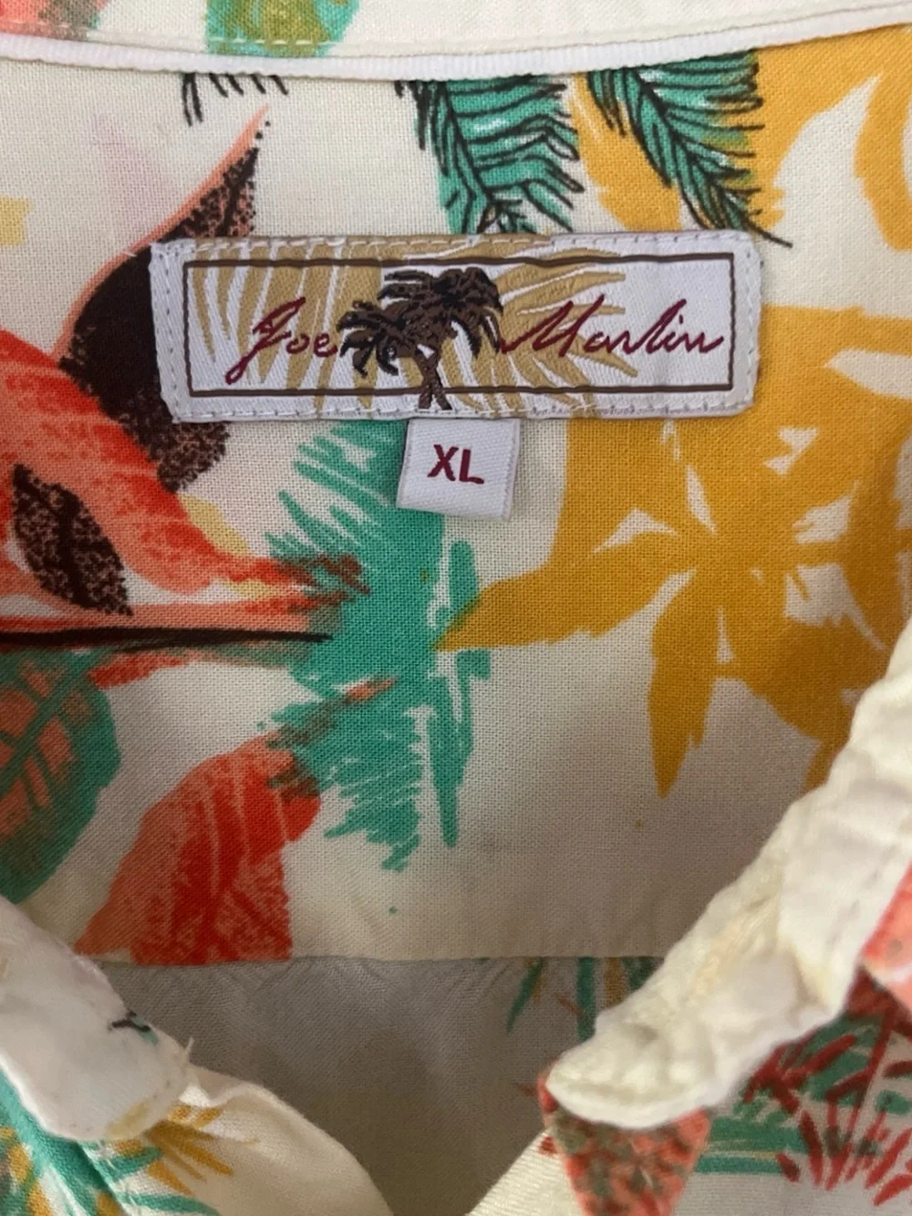 Men's Tropical Short-Sleeve Button-Down Shirt - Cream with Teal & Coral - Picture 2 of 6